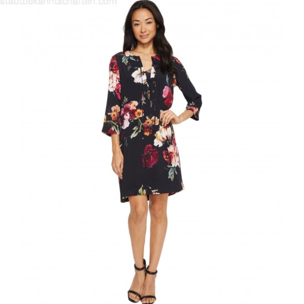 NEW!!!  Karen Kane - Floral Lace-Up Dress